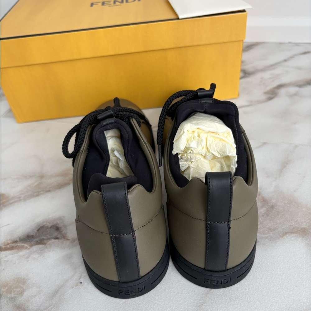 ✨ Fendi Roma Sneakers | New | Men’s 5 / Women’s 8 | Box Included - Picture 4 of 16